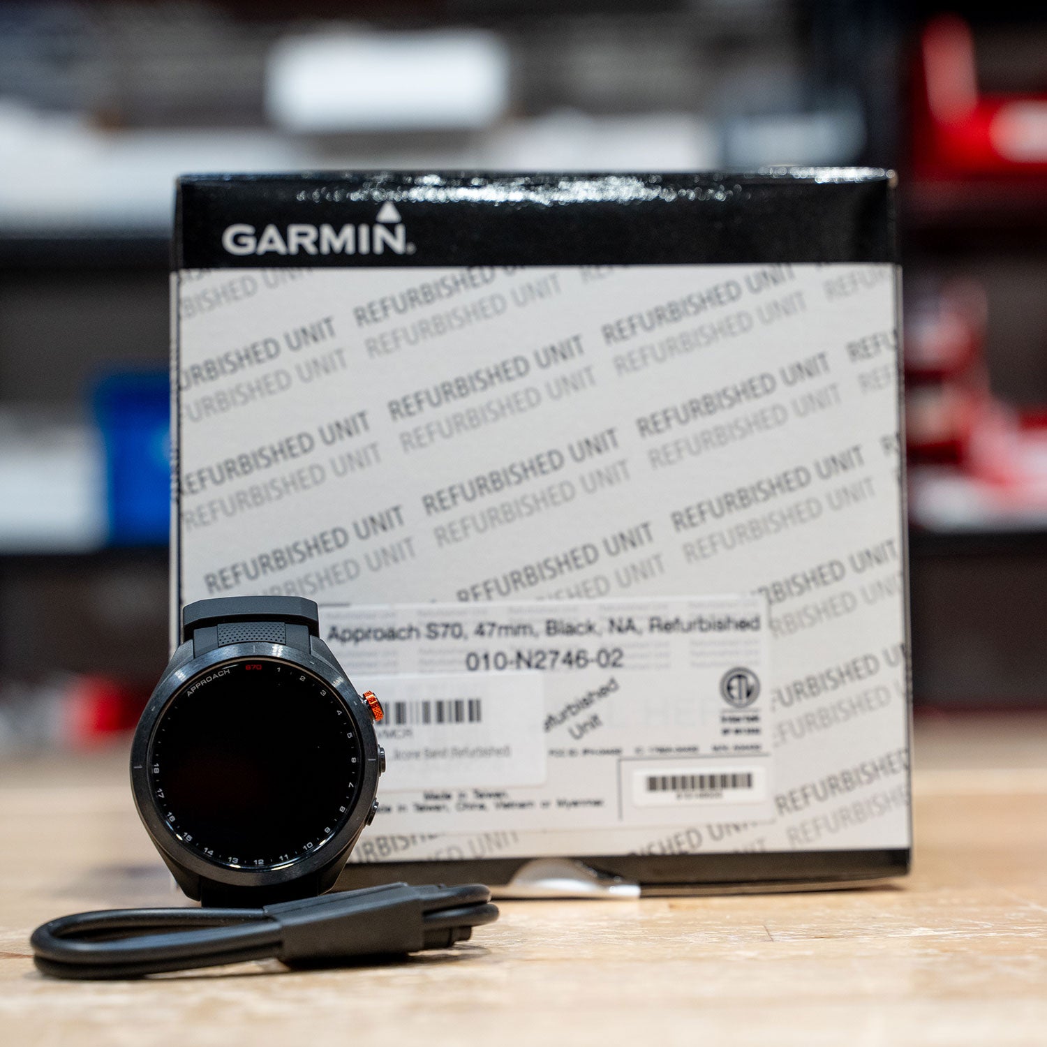 Garmin Approach S70 Golf GPS Smartwatch (Certified Pre-Owned)